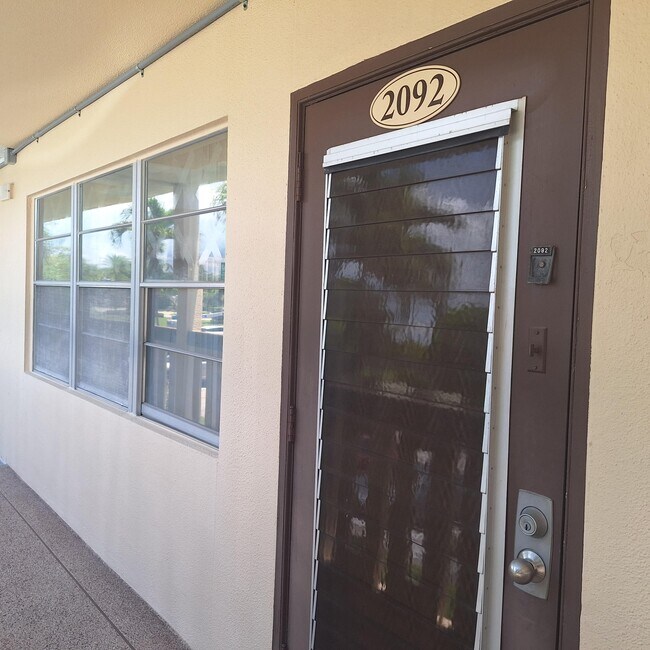 Building Photo - 2092 Wolverton E