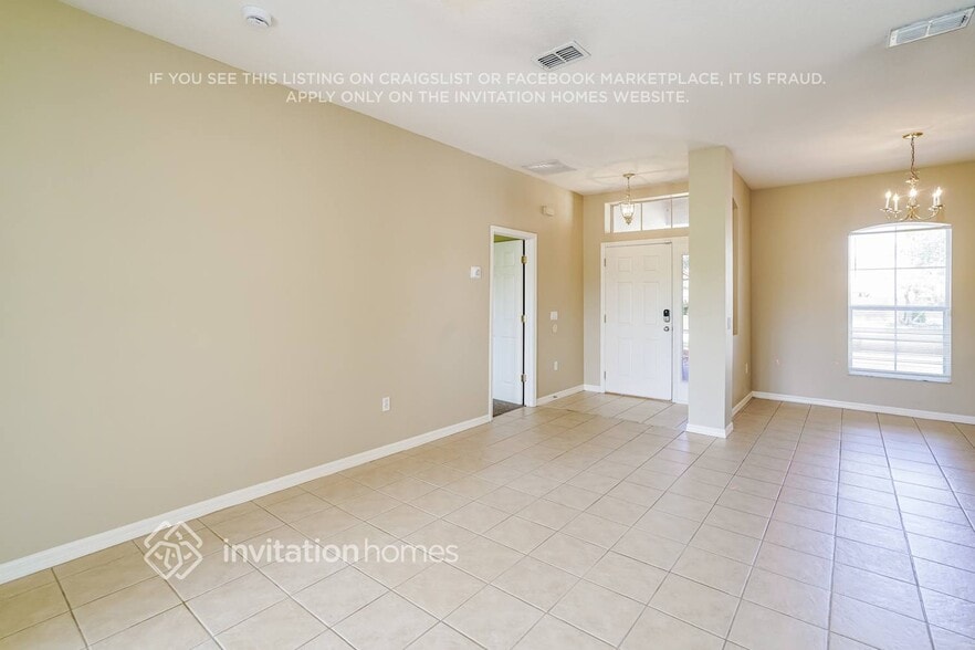 Building Photo - 3528 Forest Park Dr