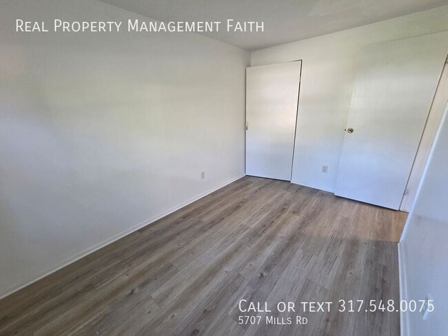 Building Photo - 5707 W Mills Rd