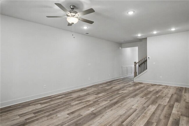 Building Photo - 4225 Fern River Trl