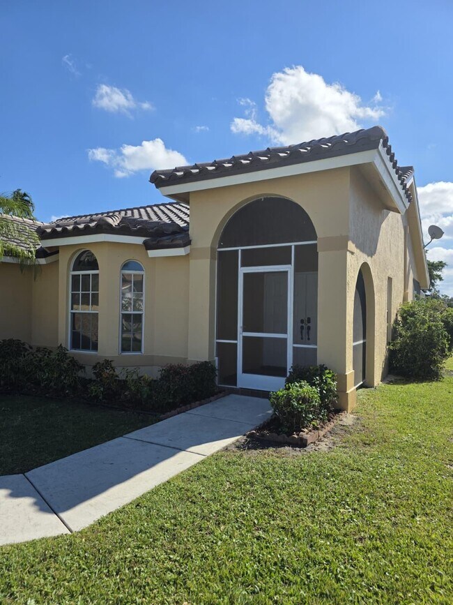 Building Photo - 5220 Rosen Blvd