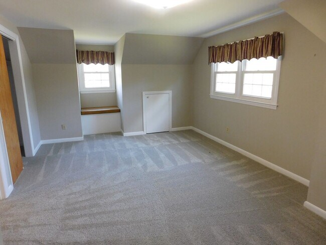 Building Photo - 509 W Wilson Creek Dr