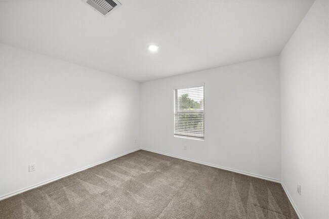 Building Photo - 32510 Orchard Haze Dr