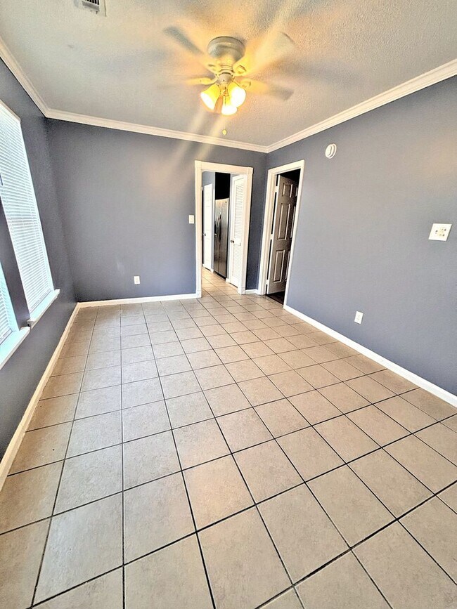Building Photo - 2932 McDonald Ct SW