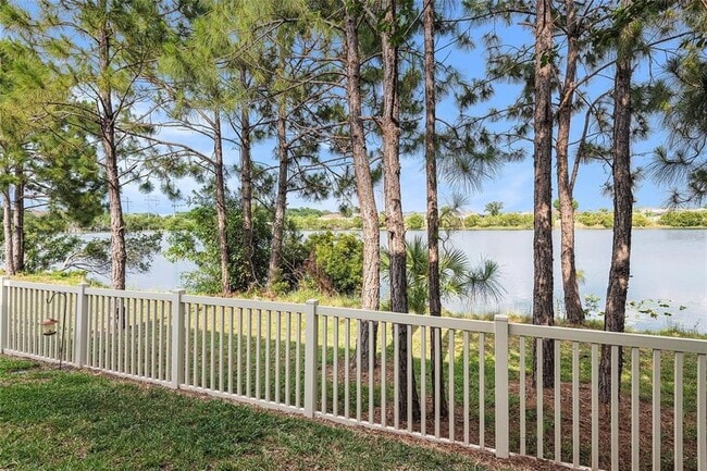 Building Photo - 9152 Fox Sparrow Rd