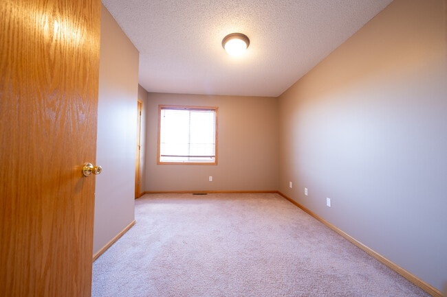 Building Photo - 2525 Cobble Hill Ct