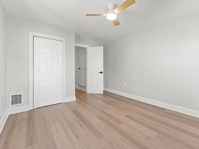 Building Photo - Beautifully Renovated 4-Bedroom Home with Designer Kitchen, Updated Bath & Central Air – Availabl...