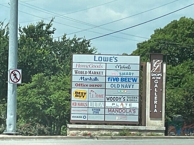 Building Photo - 104 S Tumbleweed Trail