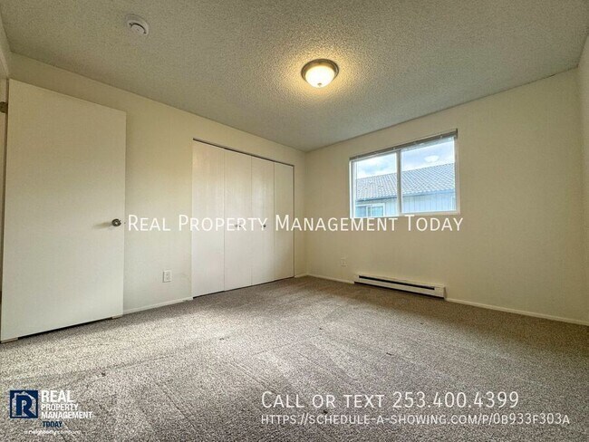 Building Photo - 450 Pearl St