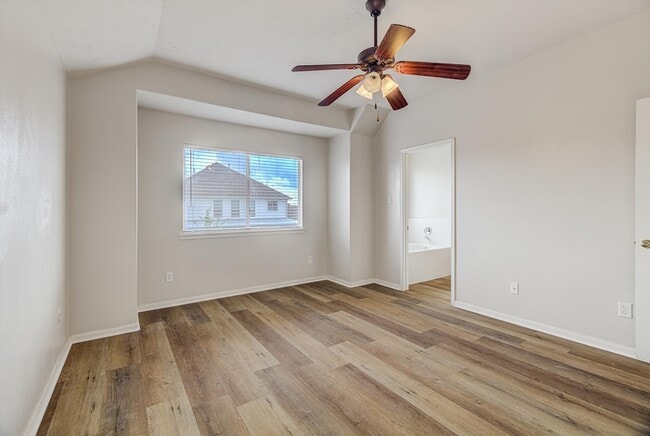 Building Photo - 13983 Maximos Dr