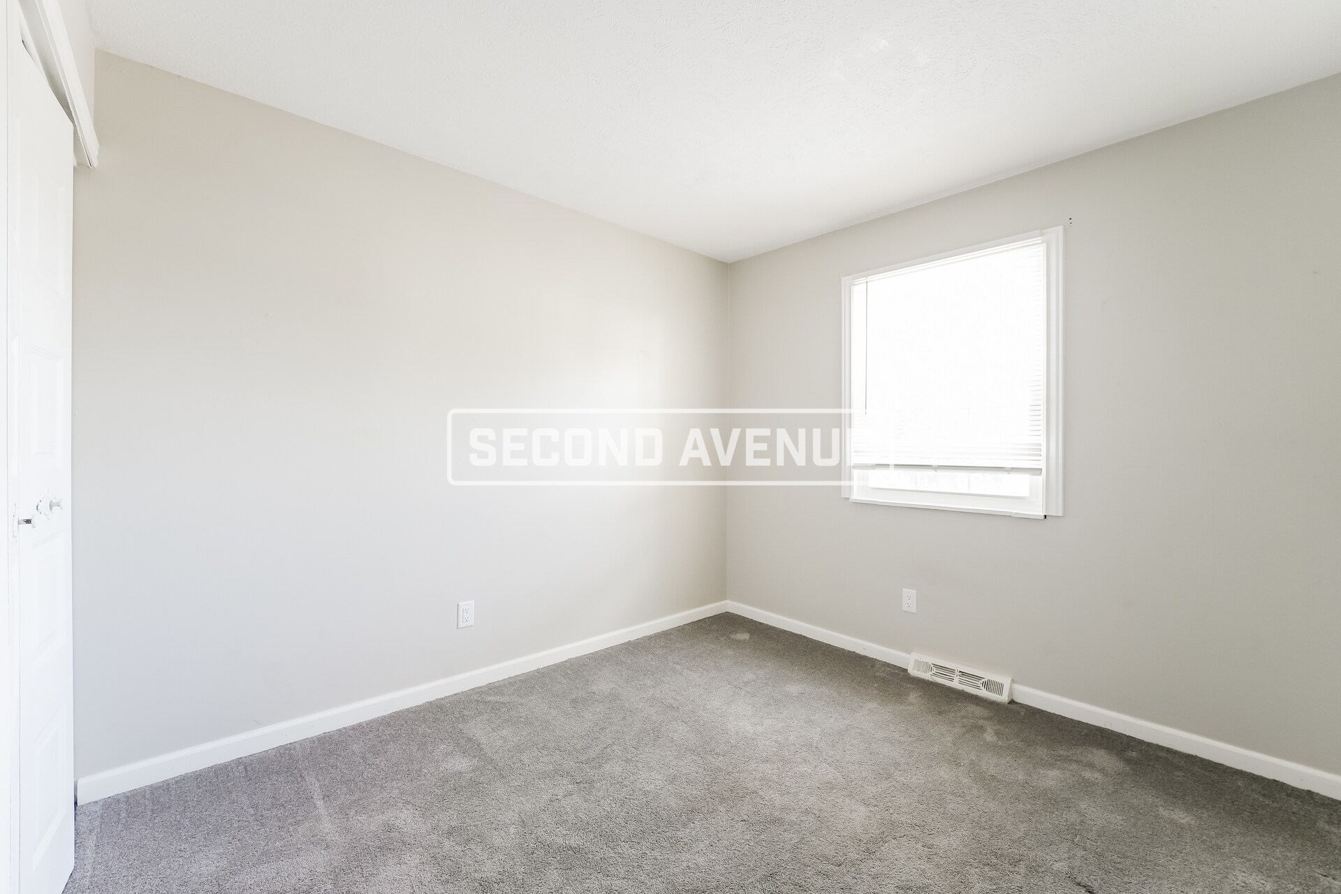 Building Photo - 204 Dolomite Dr