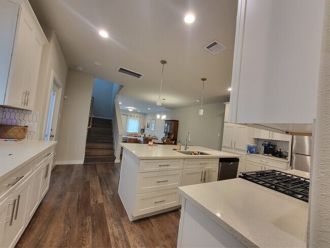 Building Photo - 6615 Ezzard Charles Ln