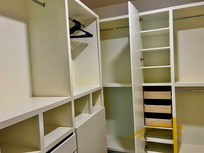 Building Photo - 26128 Brahman Dr