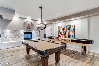 Building Photo - 2511 W Queen Creek Rd