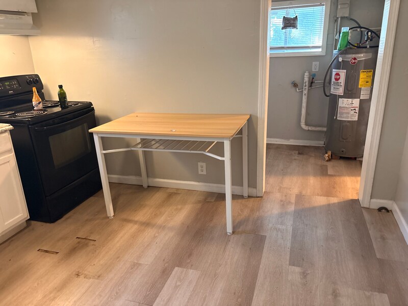 Building Photo - 3034 Churchill St