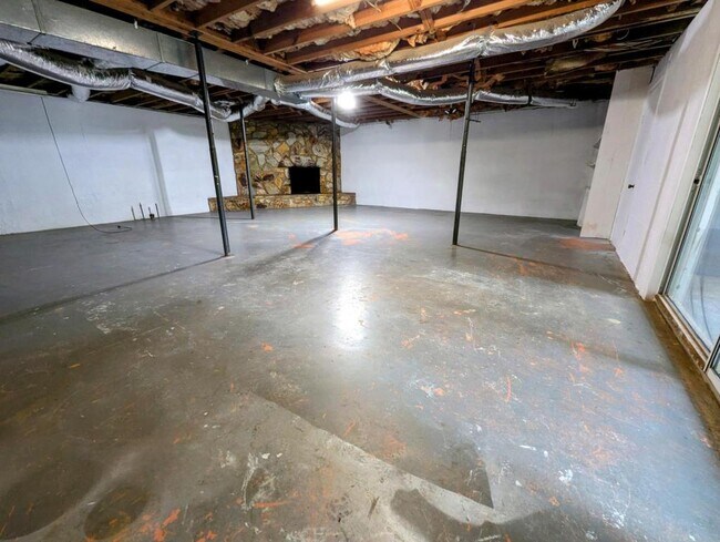 Building Photo - 4254 Asbury Church Rd