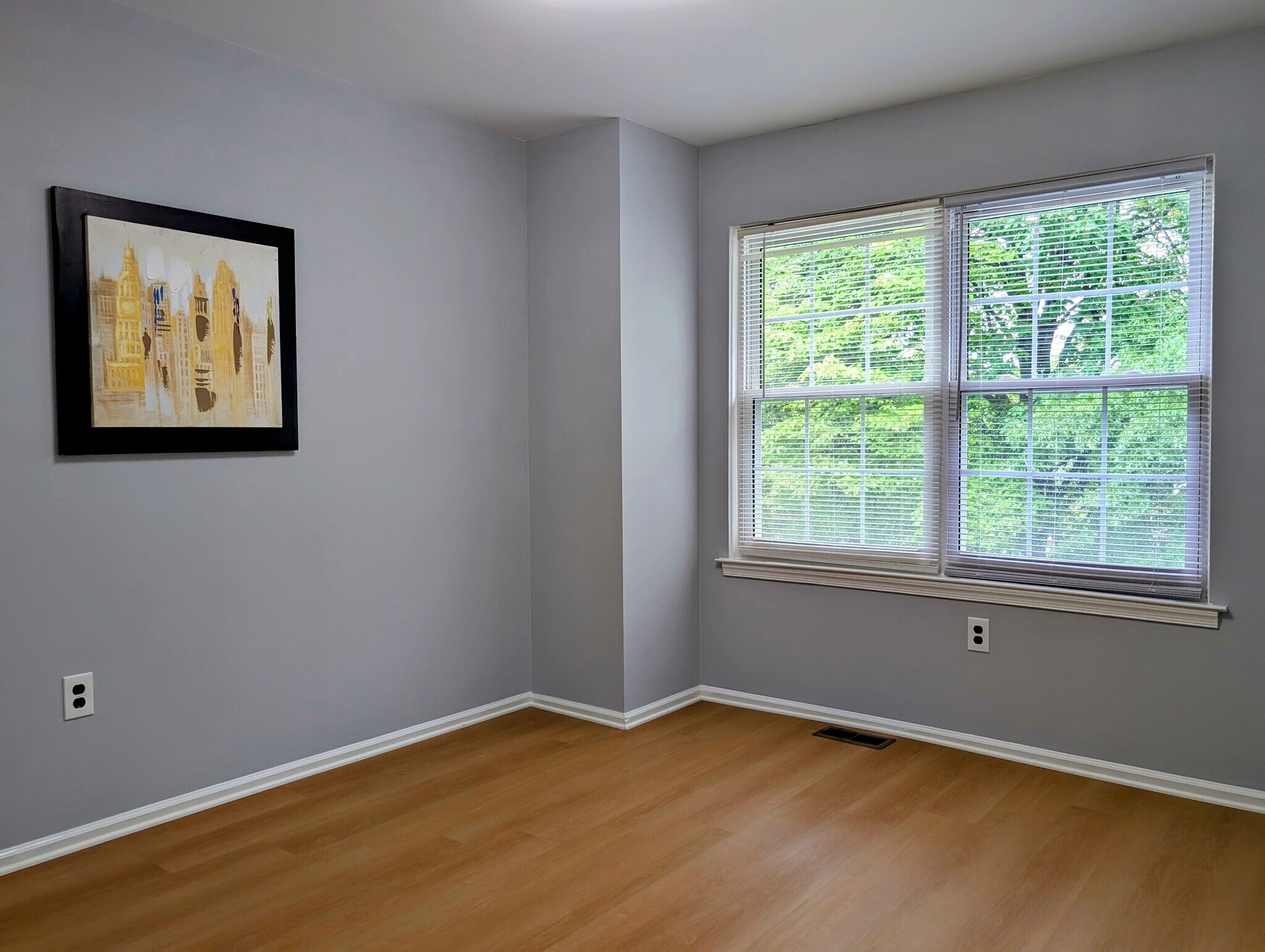 Building Photo - 23 Viburnum Ct