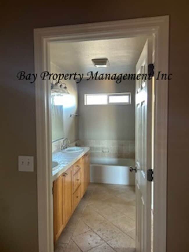 Building Photo - Available July 25th! Charming 3 bedroom home in Seaside, near Naval Post Graduate School