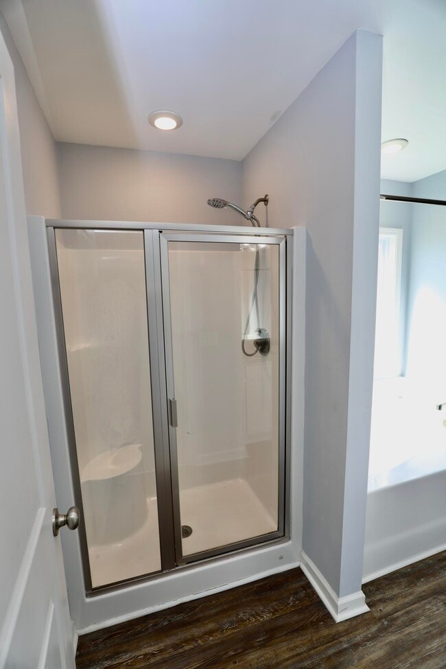 Building Photo - 1009 Providence Plantation Dr