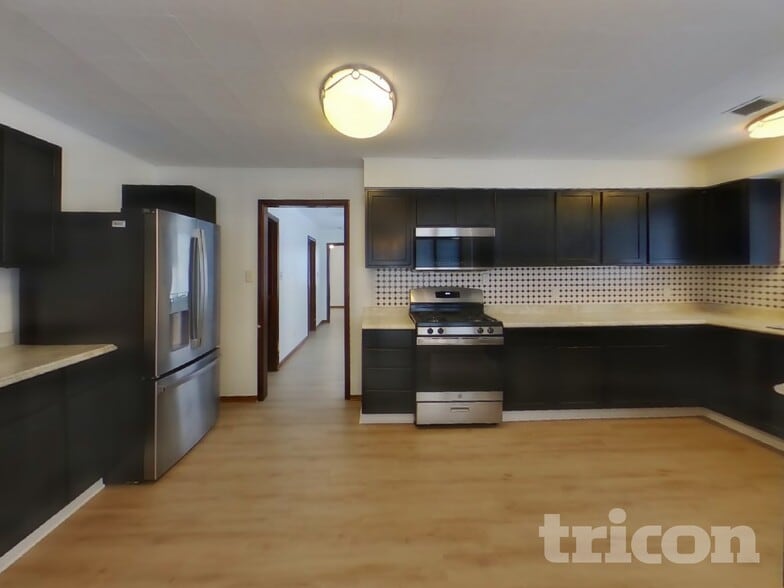 Building Photo - 2414 Garden St