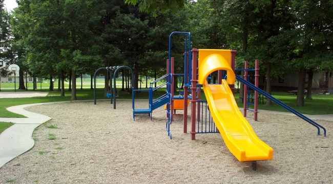 Primary Photo - Brookside Manor