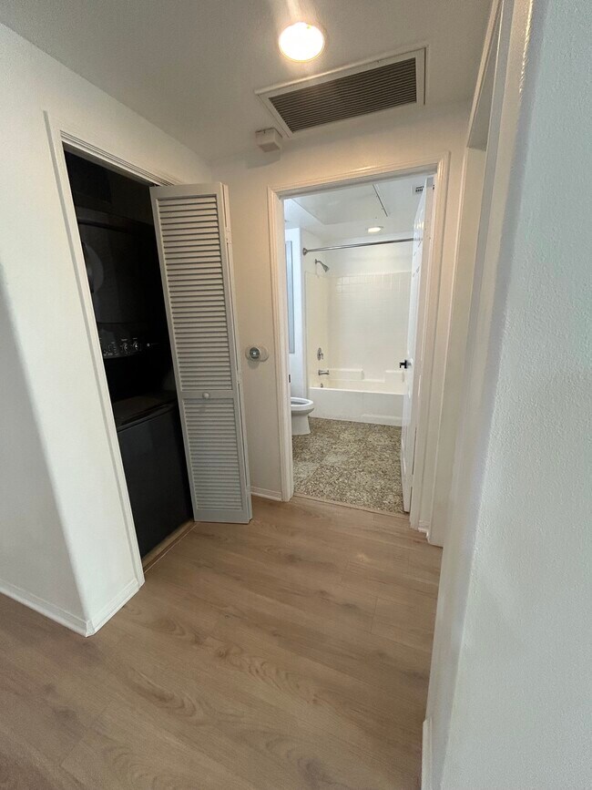 Building Photo - 12963 W Runway Rd