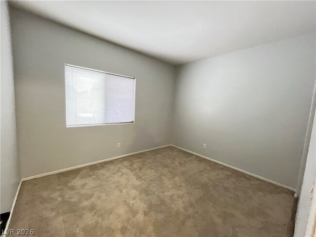 Building Photo - 5655 E Sahara Ave