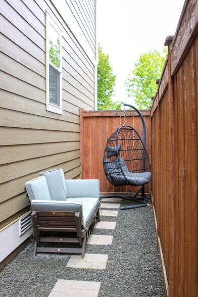 Building Photo - 7801 Rushmore Ave NE