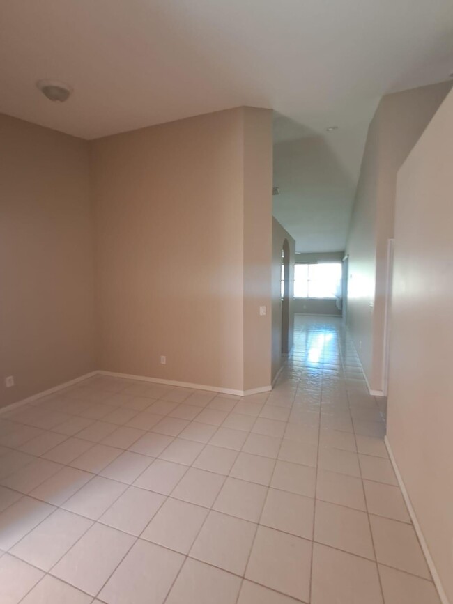 Building Photo - 223 E Coral Trace Cir