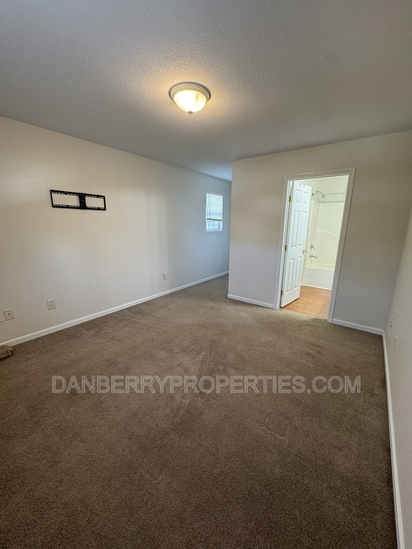 Building Photo - 214 Madison Ave