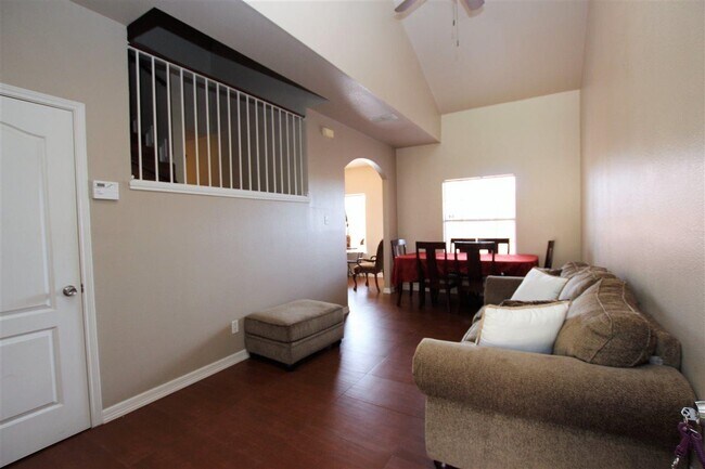 Building Photo - 510 Shiloh Dr