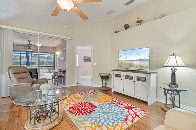 Building Photo - 3533 Lakewood Blvd