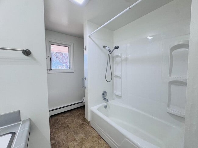 Building Photo - 1819 5th Ave