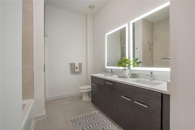 Building Photo - 2728 McKinnon St