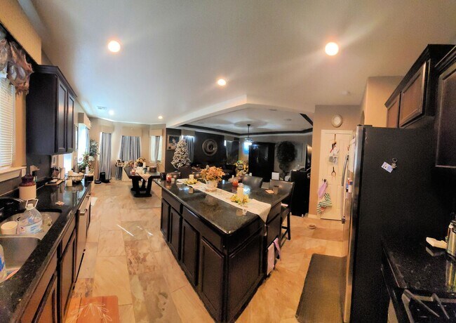 Building Photo - Westside One Story Home