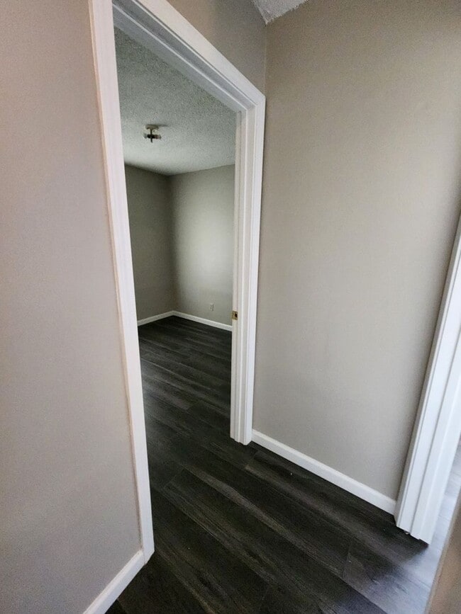 Building Photo - Single family home located in West Memphis