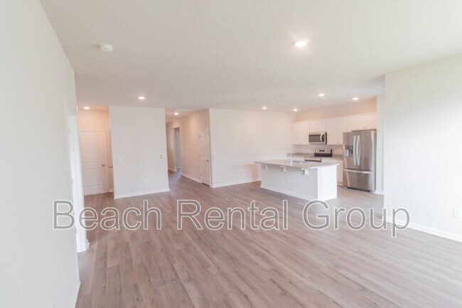 Building Photo - 540 Duvall St