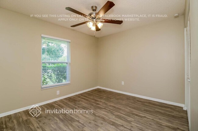 Building Photo - 15103 Southfork Dr