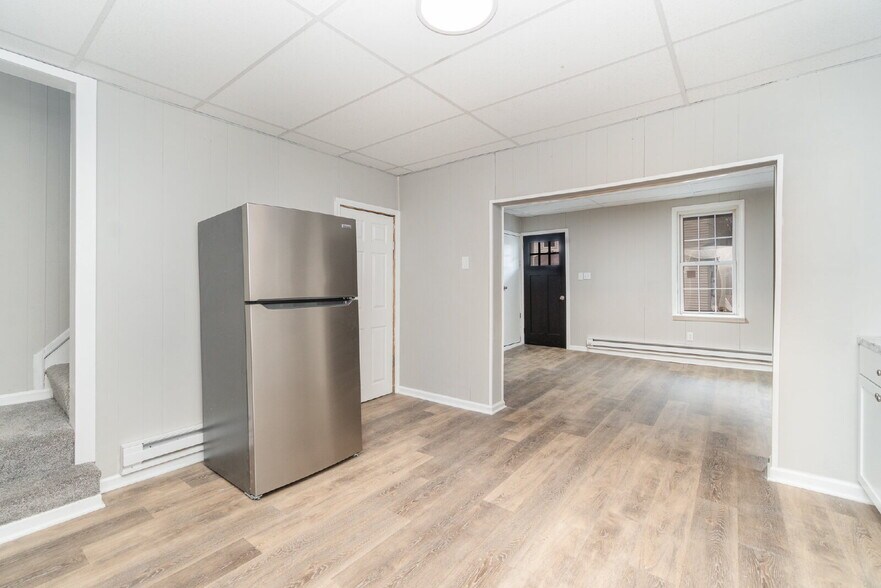 Building Photo - 608 North St