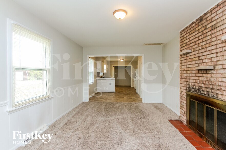 Building Photo - 5970 Manning Rd