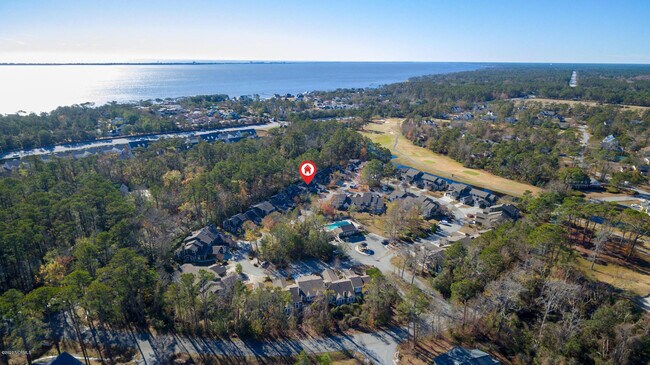 Building Photo - 504 Cedarwood Village