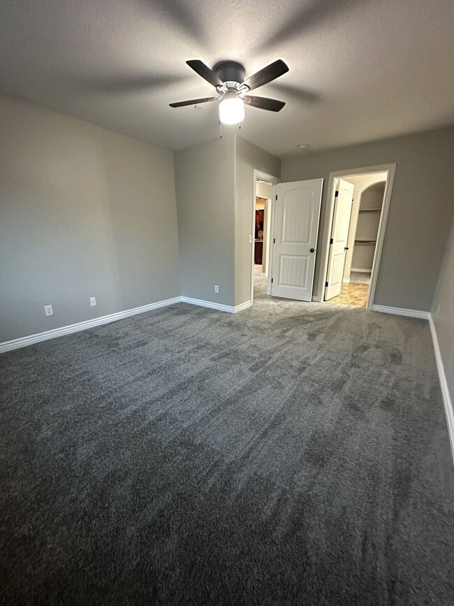 Building Photo - $750 Off Upon Move In! 2 Bed 2 Bath Home f...