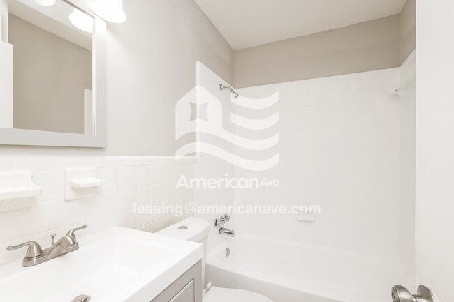 Building Photo - 457 Pemberton Dr