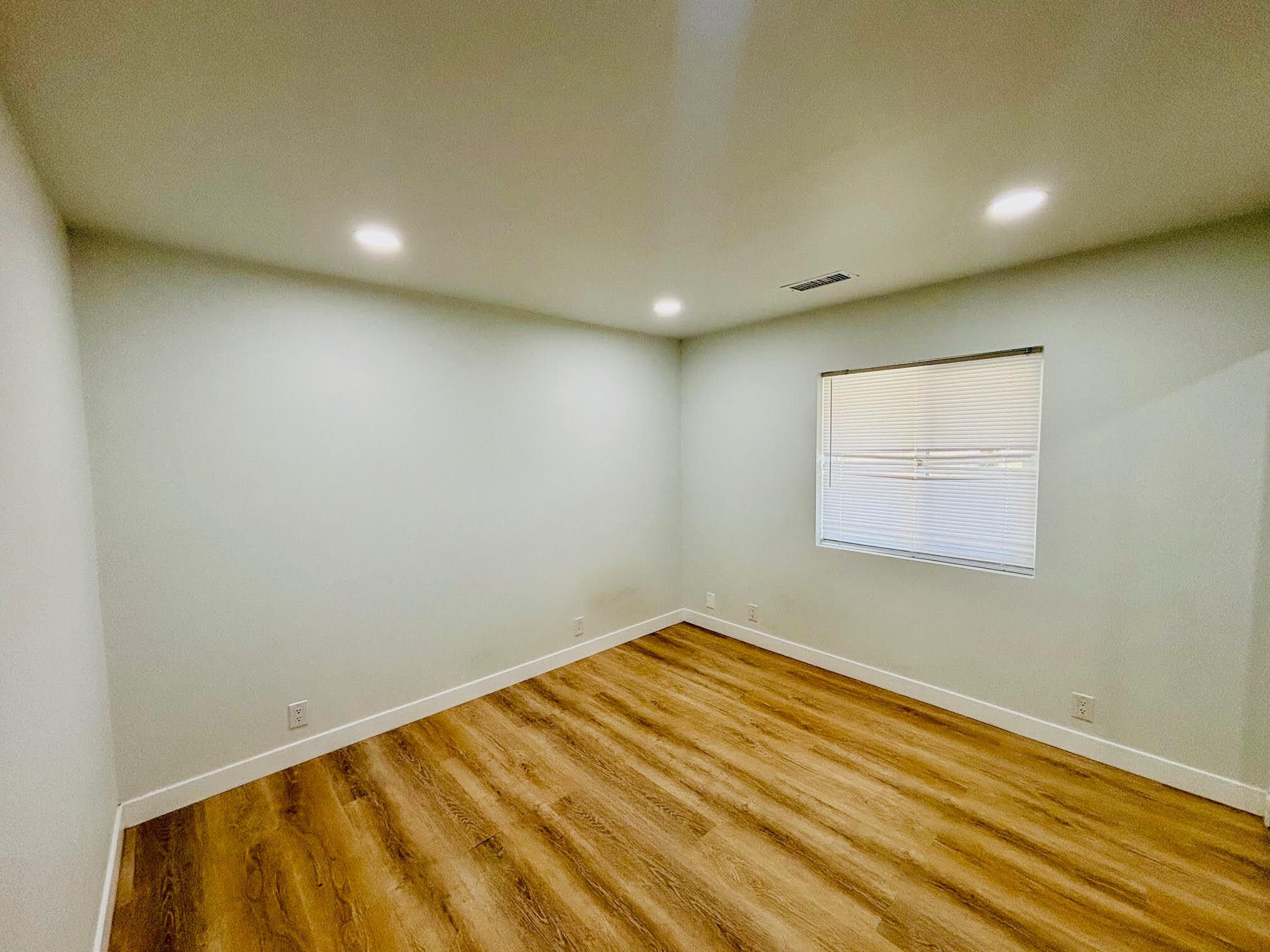 Building Photo - 41725 22nd St W