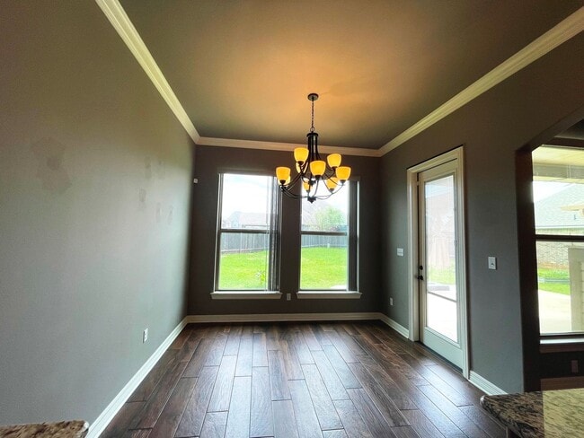 Building Photo - Stunning 4-Bedroom 3-Bath Home for Lease i...