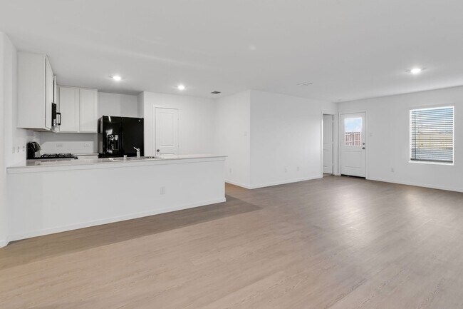 Building Photo - 1624 Baugh St