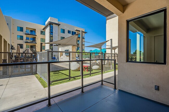 Building Photo - Beautiful One Bedroom in Old Town!