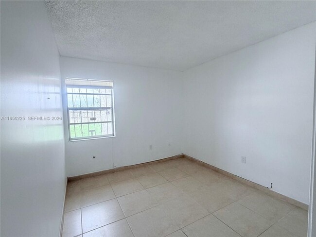 Building Photo - 5785 W 16th Ln