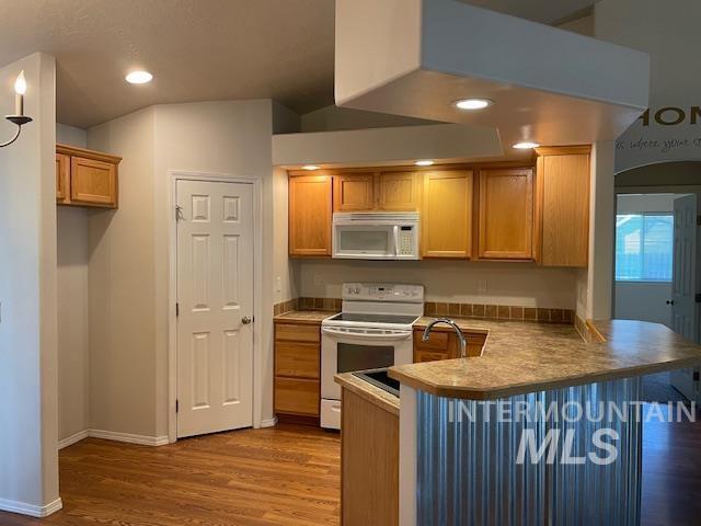 Building Photo - 17253 N Cody Ave