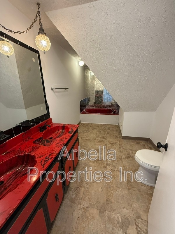 Building Photo - 505 Duel Ln